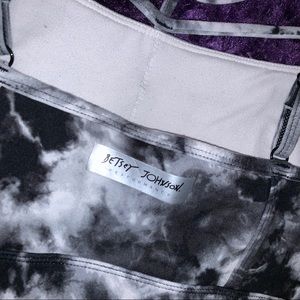 Betsey Johnson Intimates & Sleepwear - Betsy Johnson Sports bra ! Betsey Johnson Intimates & Sleepwear - Betsy Johnson Sports bra !